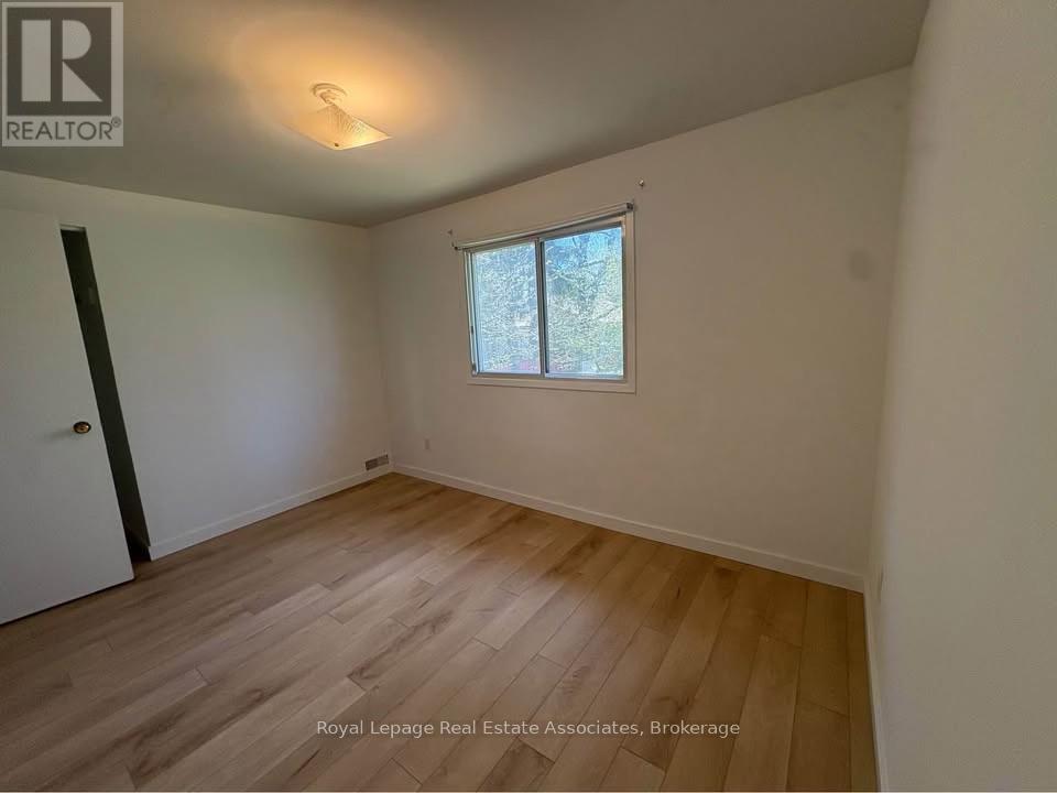 312 Pineview Gardens, Shelburne, Ontario  L9V 3A2 - Photo 8 - X12838038