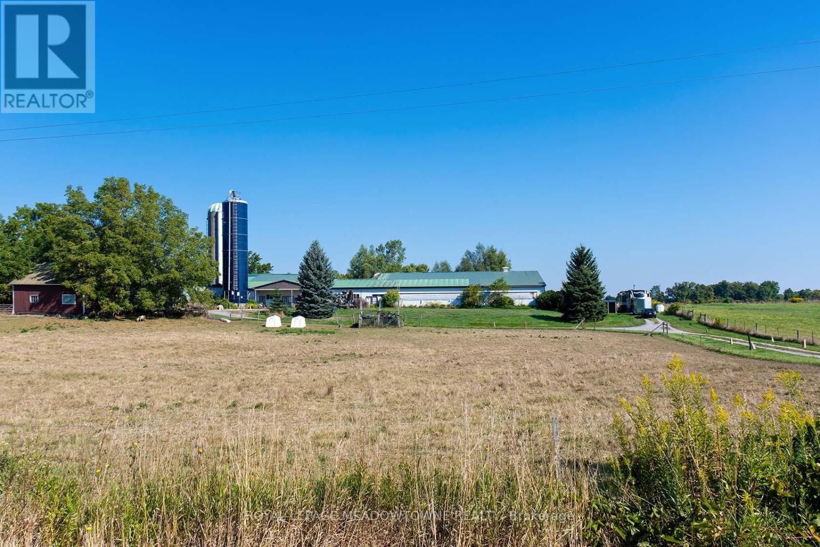 7166 English Church Road E, Hamilton, Ontario  L0R 1W0 - Photo 2 - X12838044