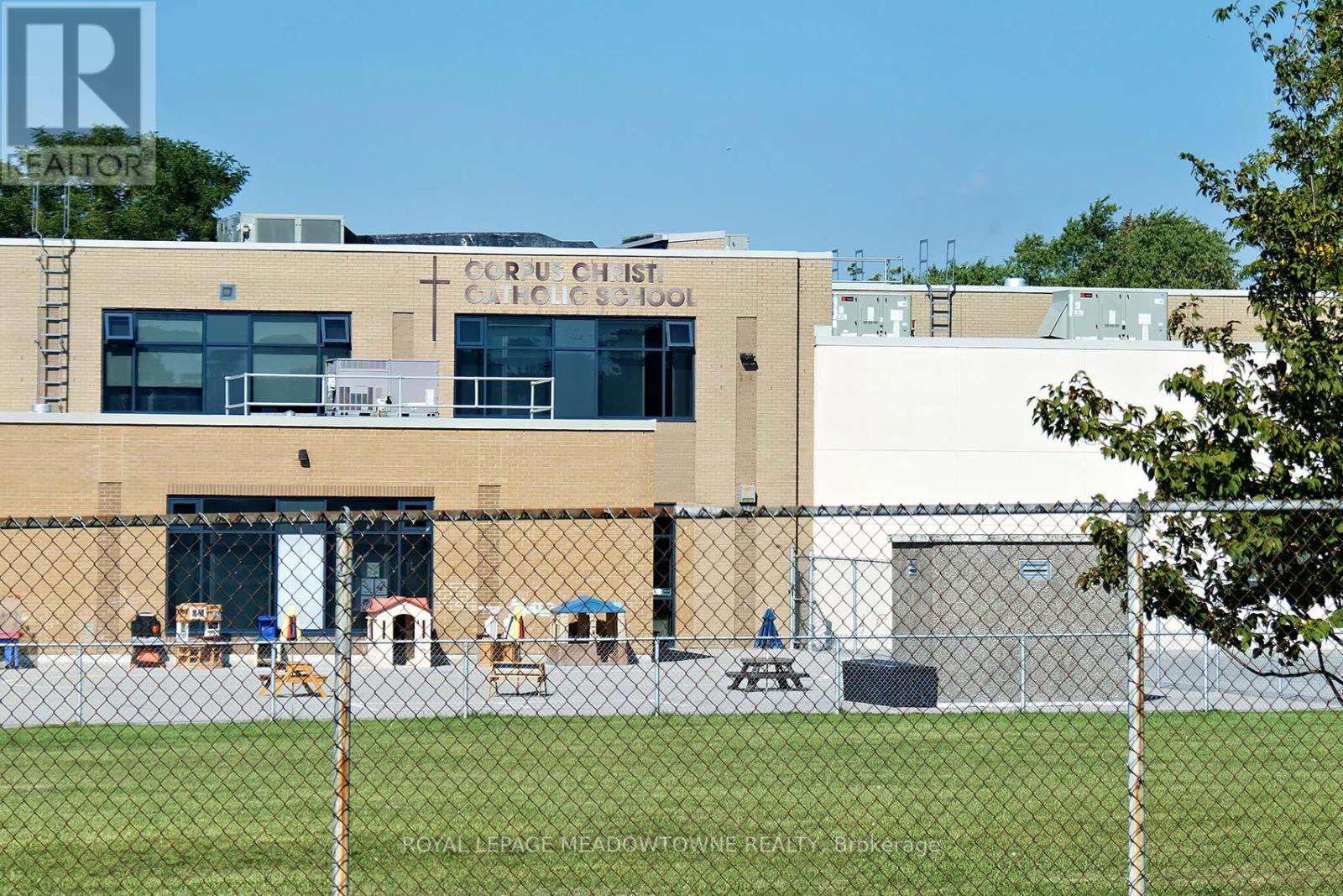 7166 English Church Road E, Hamilton, Ontario  L0R 1W0 - Photo 32 - X12838044