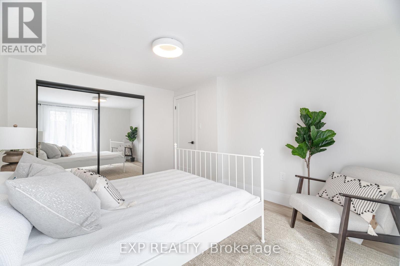 19 - 120 Quigley Road, Hamilton, Ontario  L8K 6L4 - Photo 20 - X12838078