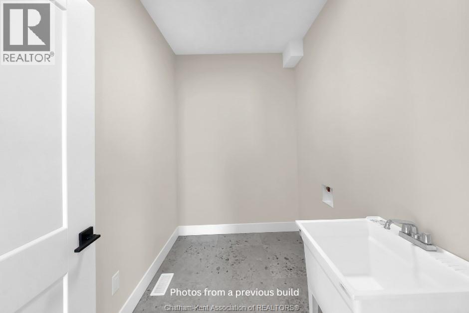 75 Cherry Blossom Trail, Chatham, Ontario  N7L 0H3 - Photo 38 - 26004147