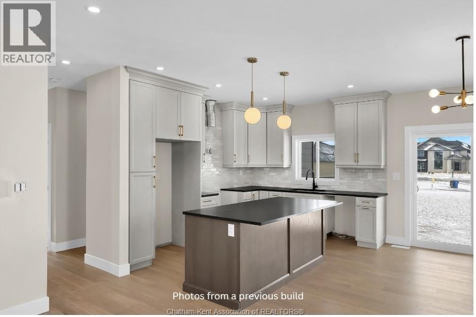 75 Cherry Blossom Trail, Chatham, Ontario  N7L 0H3 - Photo 6 - 26004147