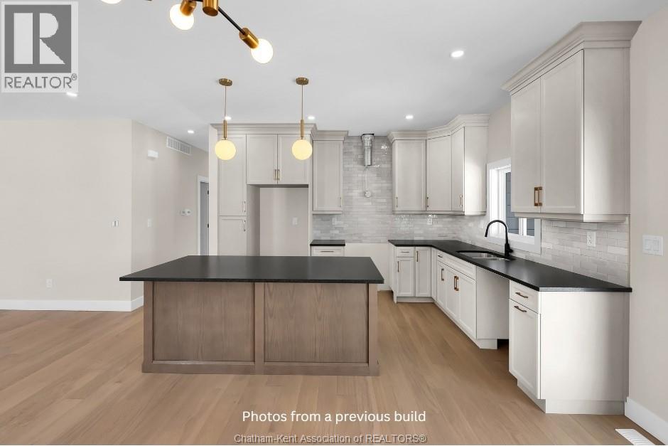 75 Cherry Blossom Trail, Chatham, Ontario  N7L 0H3 - Photo 9 - 26004147