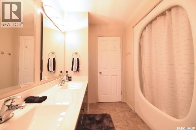 72 Mcburney Drive, Yorkton, Saskatchewan  S3N 0M6 - Photo 12 - SK029378