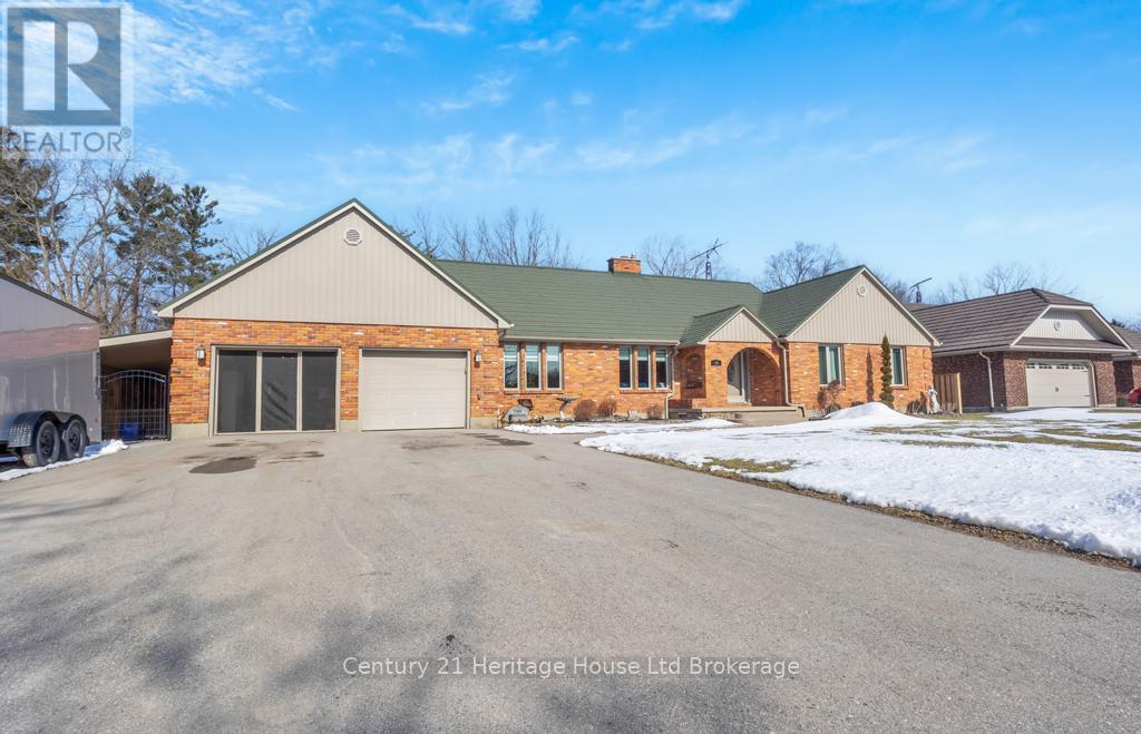 15 Prince William Street, Norfolk, Ontario  N0E 1G0 - Photo 1 - X12838184