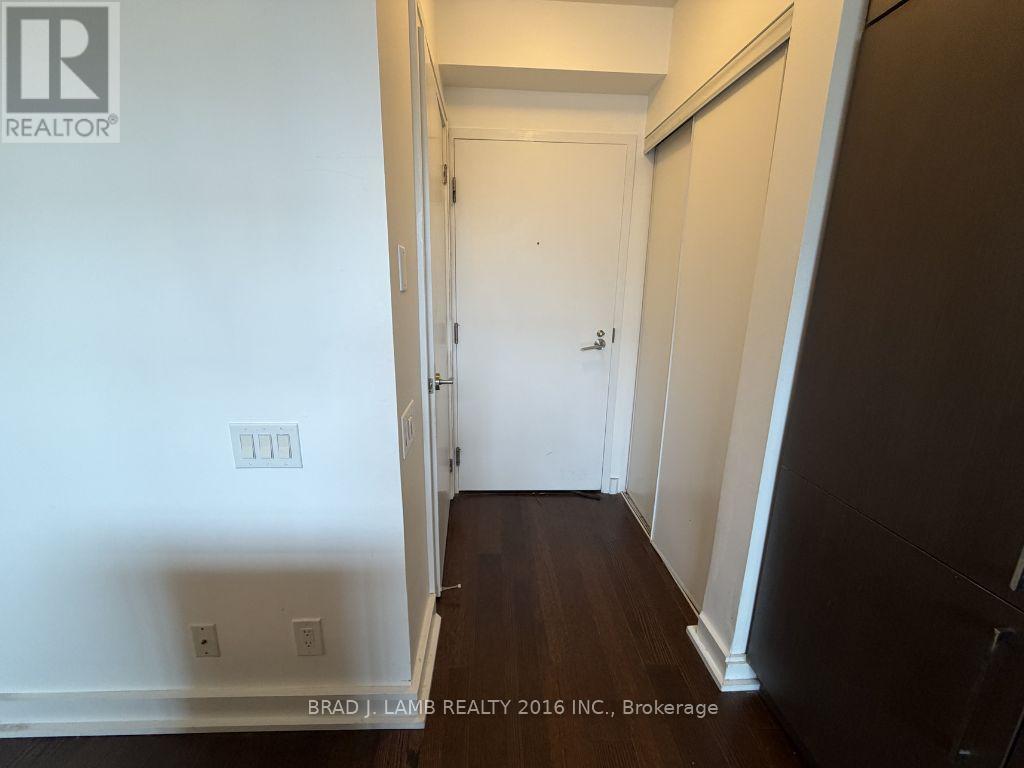 328 - 5 Hanna Avenue, Toronto, Ontario  M6K 0B3 - Photo 2 - C12826162