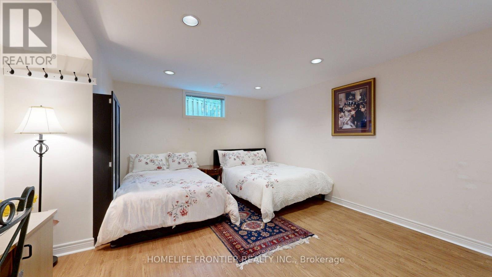 22a Avonlea Place, Richmond Hill, Ontario  L4B 3N8 - Photo 6 - N12836884