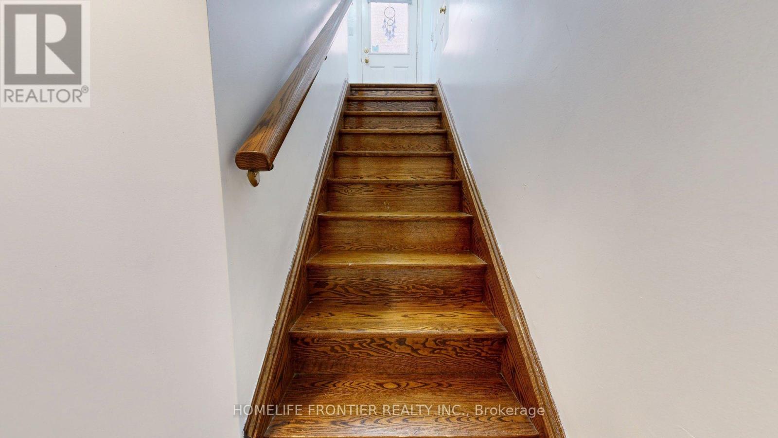 22a Avonlea Place, Richmond Hill, Ontario  L4B 3N8 - Photo 18 - N12836884