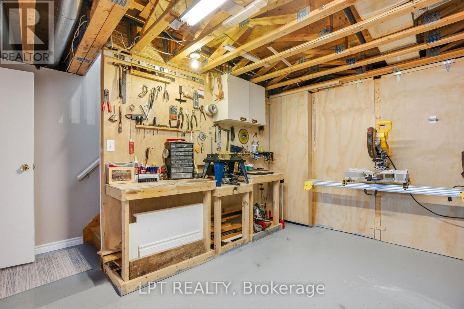 143 Main Street, South Huron, Ontario  N0M 1N0 - Photo 32 - X12828288