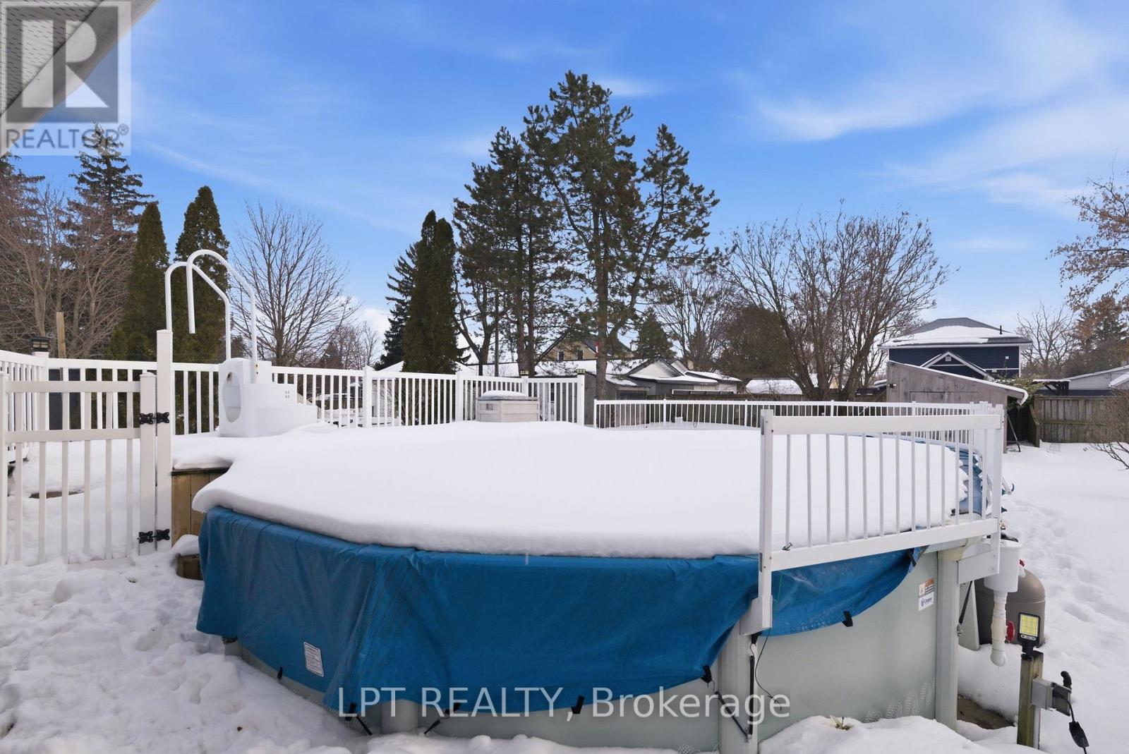 143 Main Street, South Huron, Ontario  N0M 1N0 - Photo 35 - X12828288