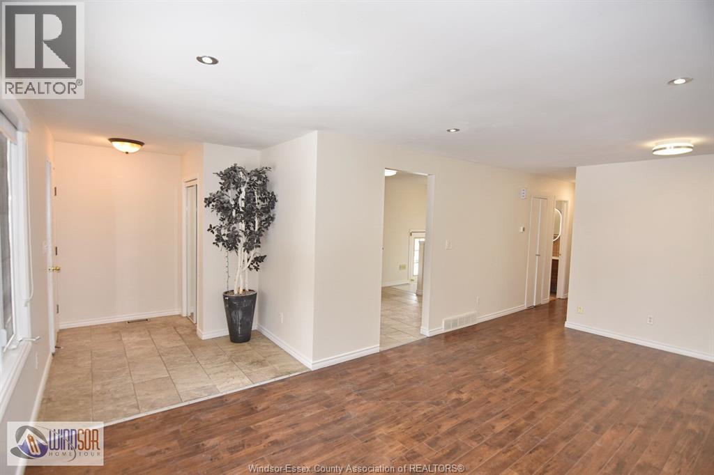 1469 Azalia Crescent, Windsor, Ontario  N8W 5C4 - Photo 8 - 26004389