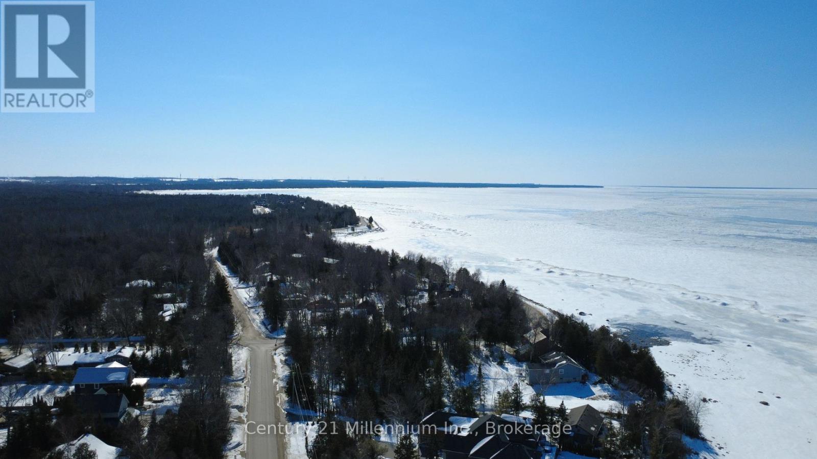24 Miramichi Bay Road, Saugeen Shores, Ontario  N0H 2C6 - Photo 5 - X12838164