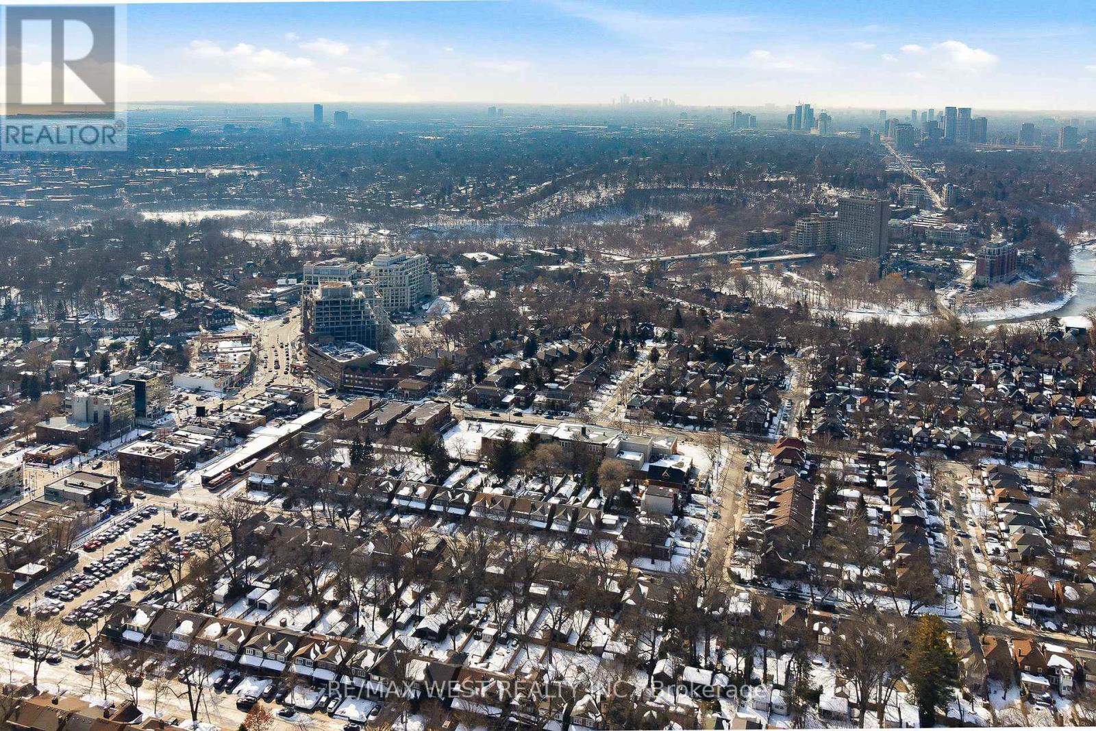 299 Armadale Avenue, Toronto, Ontario  M6S 3X5 - Photo 36 - W12836034