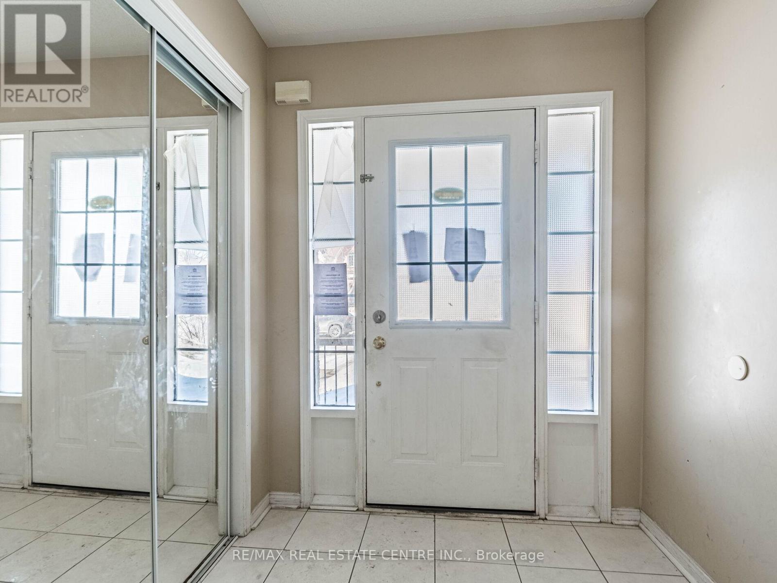 85 El Camino Way, Brampton, Ontario  L7A 3C4 - Photo 5 - W12836576