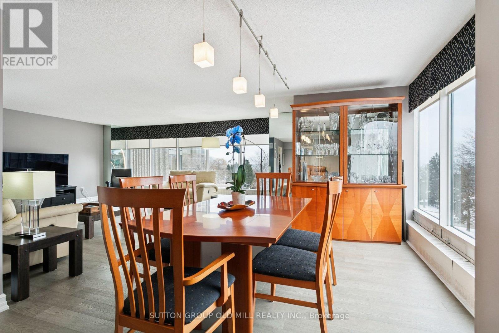 #406 - 2045 Lakeshore Boulevard W, Toronto, Ontario M8V 2Z6 - Photo 7 - W12837046