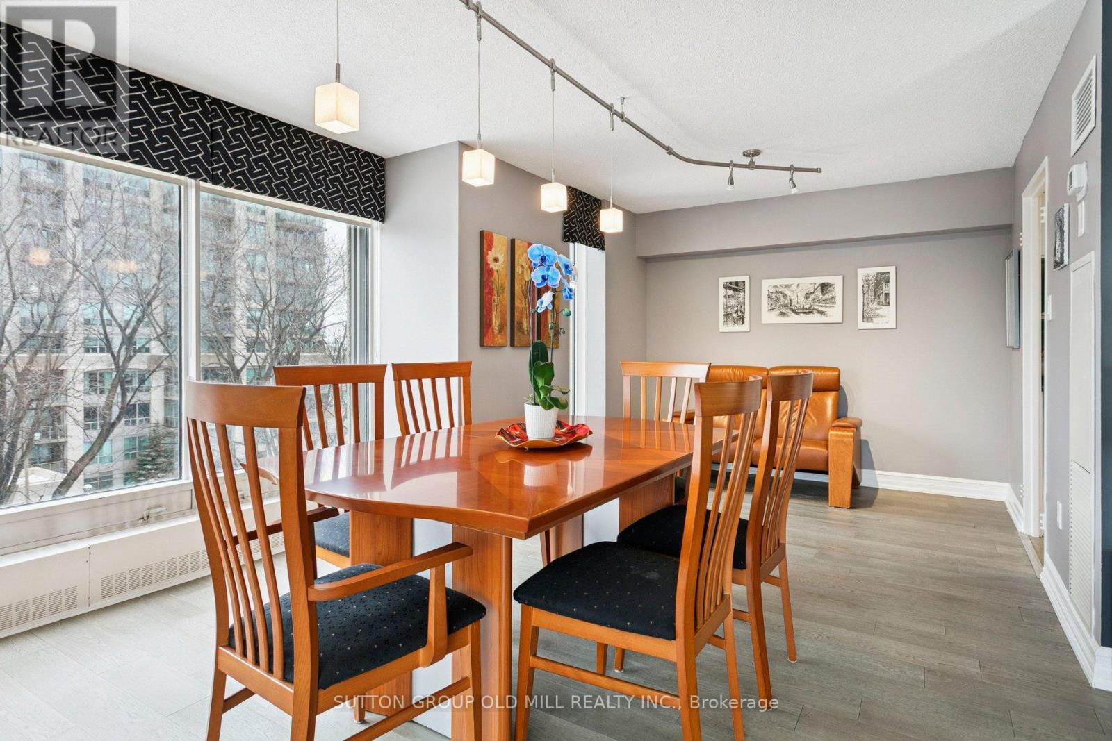 #406 - 2045 Lakeshore Boulevard W, Toronto, Ontario M8V 2Z6 - Photo 10 - W12837046