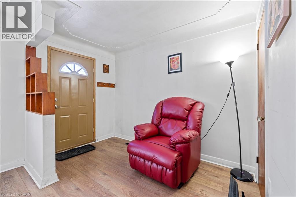 201 East 23rd. Street, Hamilton, Ontario  L8V 2X2 - Photo 3 - 40806691