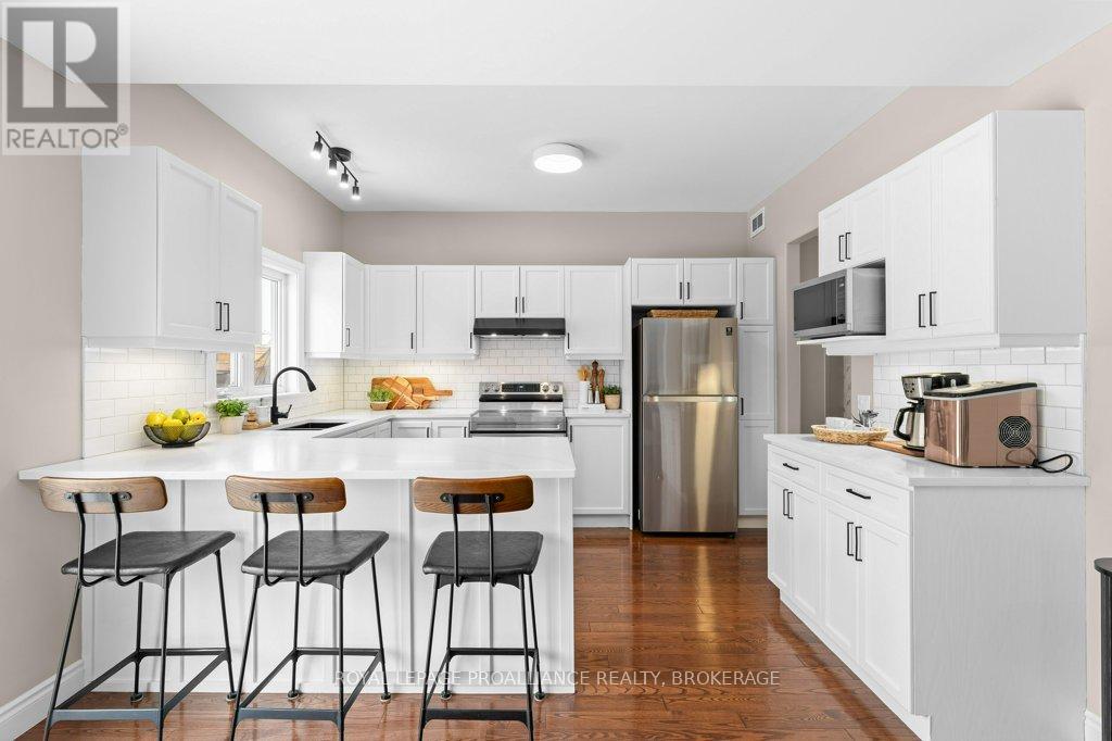 1075 Greenwood Park Drive, Kingston, Ontario K7K 7C8 - Photo 12 - X12838198