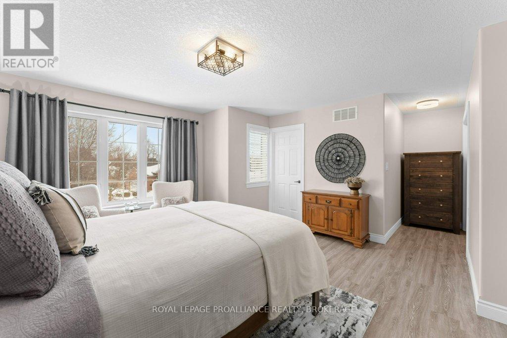 1075 Greenwood Park Drive, Kingston, Ontario K7K 7C8 - Photo 19 - X12838198