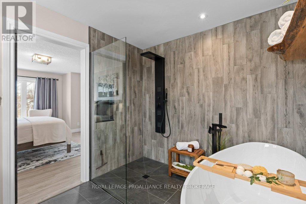 1075 Greenwood Park Drive, Kingston, Ontario K7K 7C8 - Photo 21 - X12838198