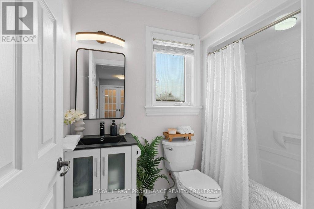 1075 Greenwood Park Drive, Kingston, Ontario K7K 7C8 - Photo 25 - X12838198