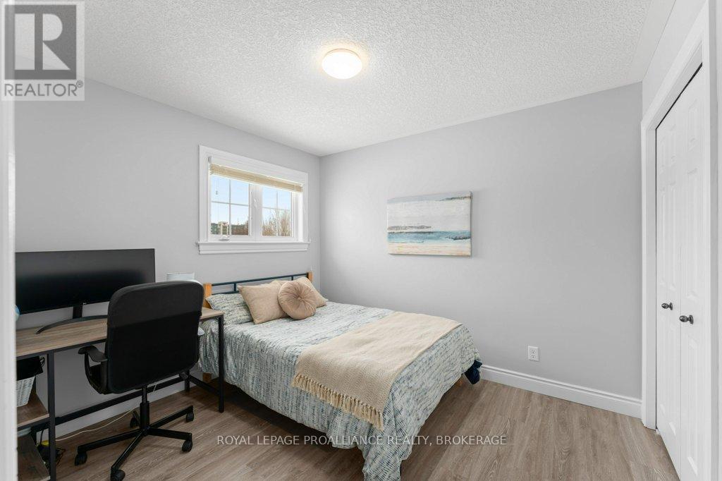 1075 Greenwood Park Drive, Kingston, Ontario K7K 7C8 - Photo 27 - X12838198