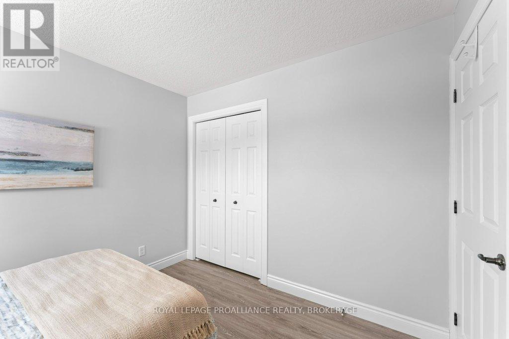 1075 Greenwood Park Drive, Kingston, Ontario K7K 7C8 - Photo 28 - X12838198