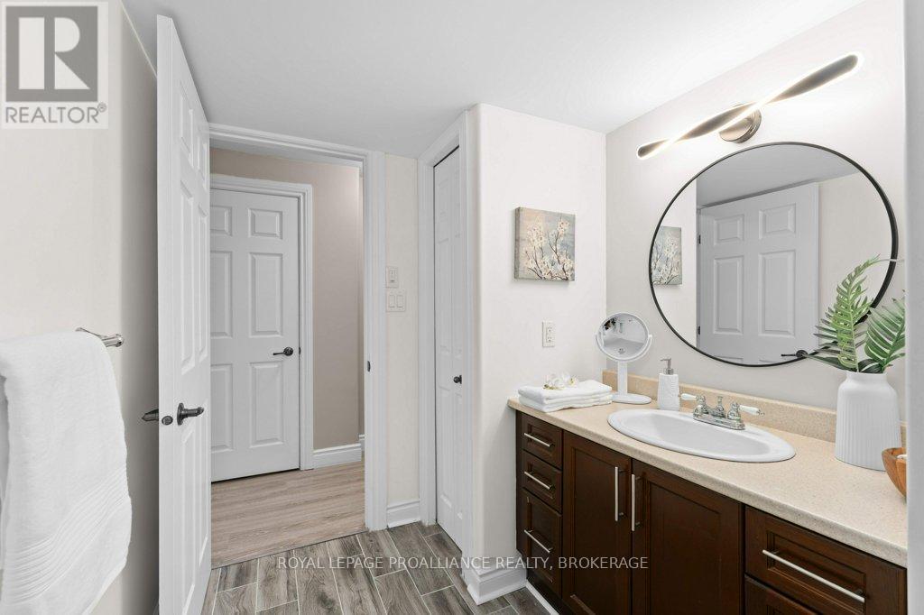 1075 Greenwood Park Drive, Kingston, Ontario K7K 7C8 - Photo 35 - X12838198