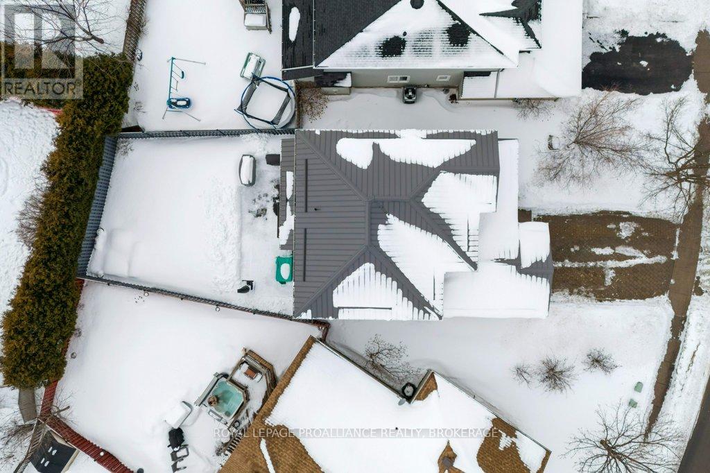 1075 Greenwood Park Drive, Kingston, Ontario K7K 7C8 - Photo 40 - X12838198