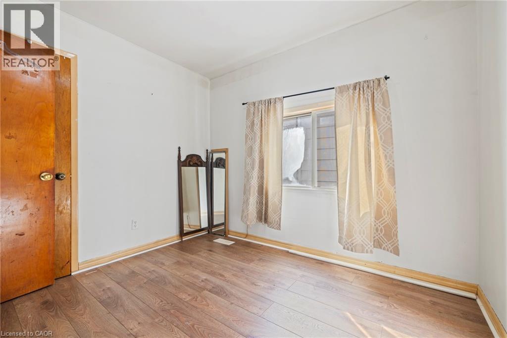 201 East 23rd. Street, Hamilton, Ontario  L8V 2X2 - Photo 10 - 40806691