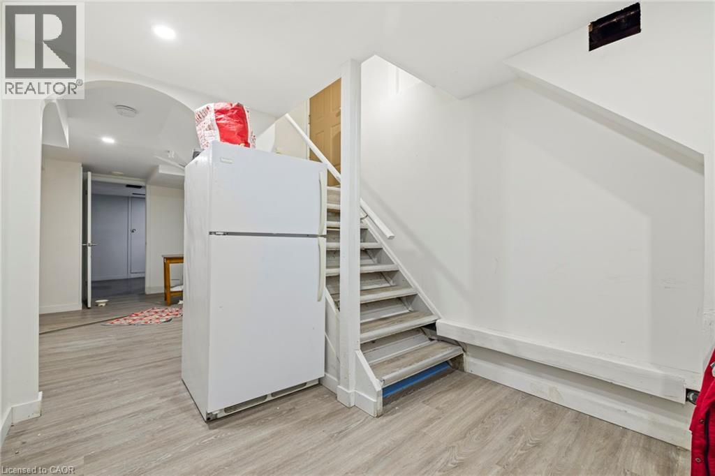 201 East 23rd. Street, Hamilton, Ontario  L8V 2X2 - Photo 16 - 40806691