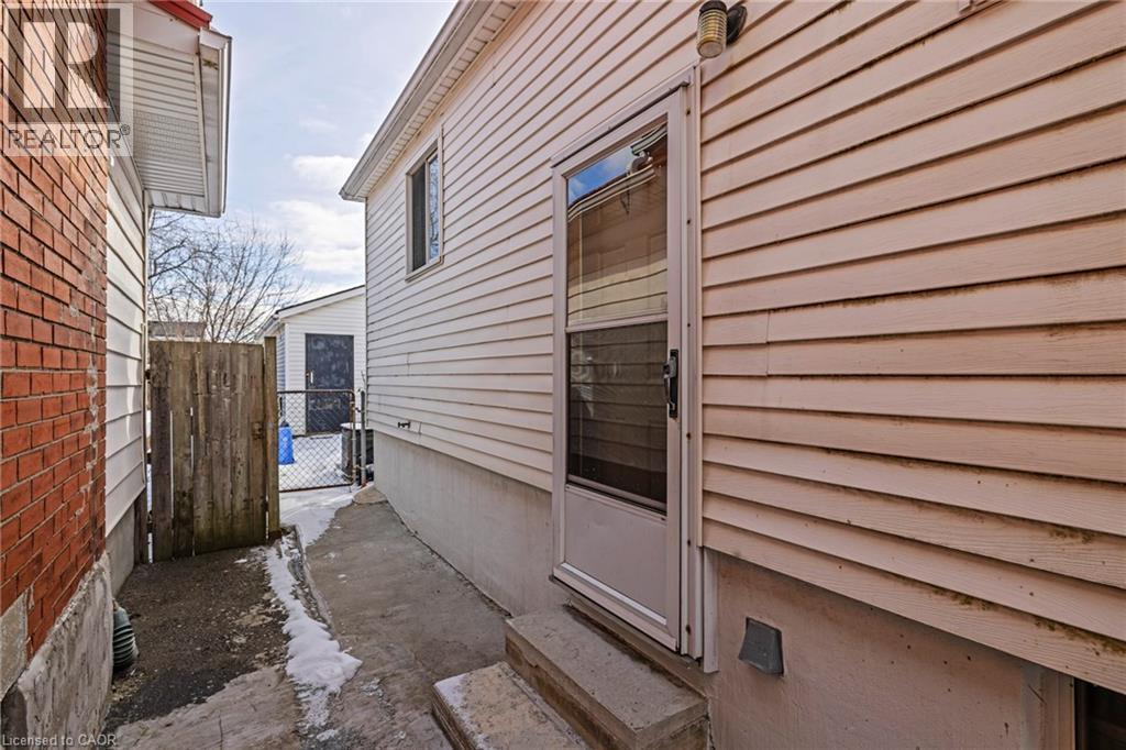 201 East 23rd. Street, Hamilton, Ontario  L8V 2X2 - Photo 30 - 40806691