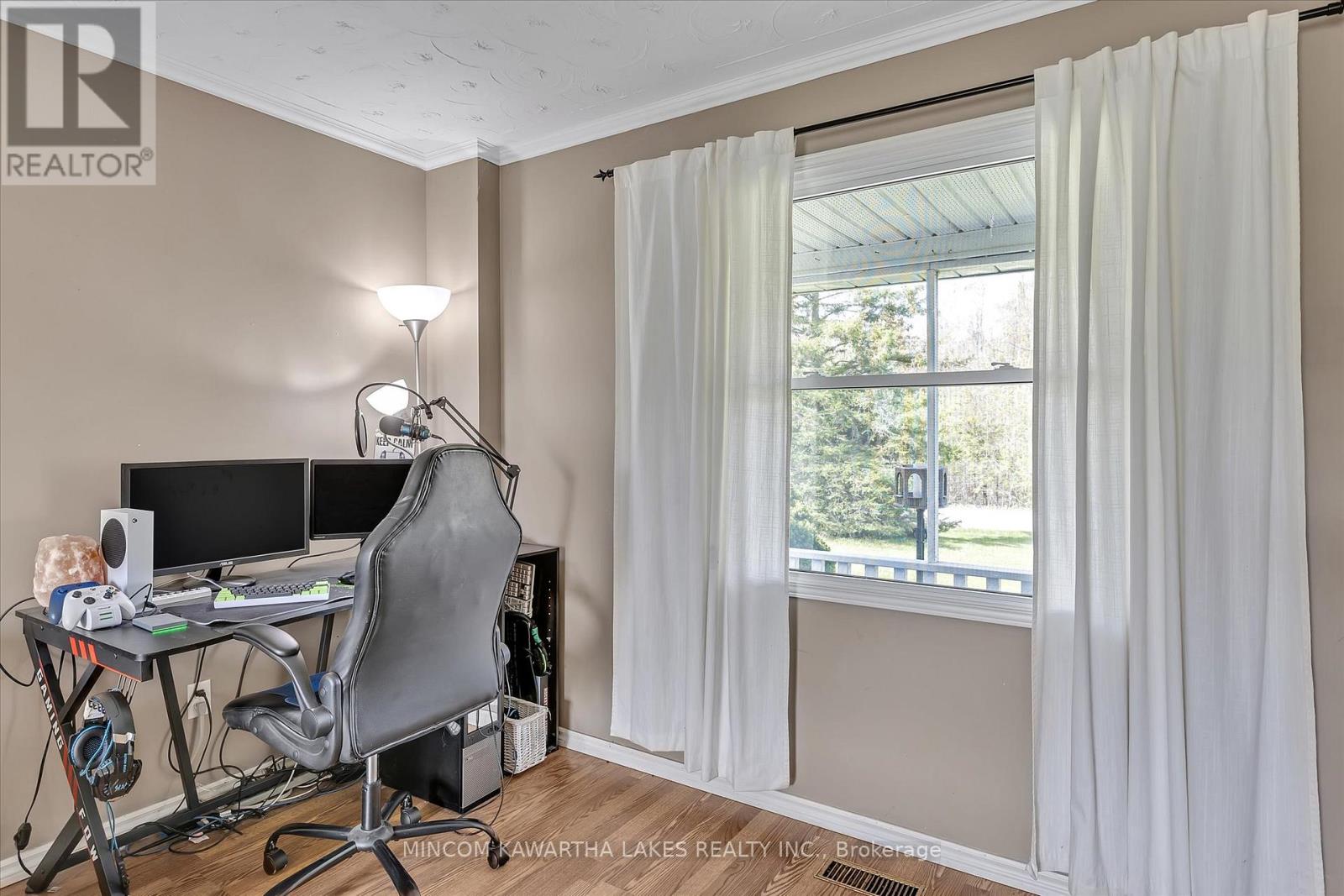 1405 Hiawatha Line, Otonabee-South Monaghan, Ontario  K9J 6X8 - Photo 6 - X12838342