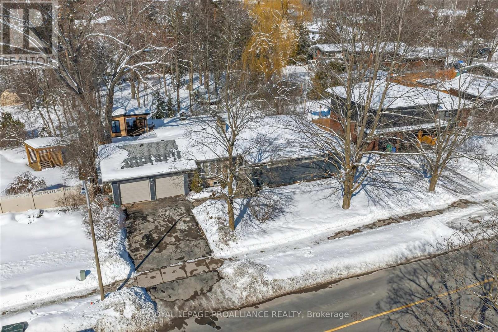 960 Weller Street N, Peterborough (Monaghan Ward 2), Ontario  K9J 4Y2 - Photo 49 - X12838398