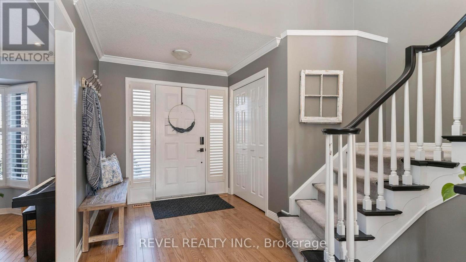 5 Paisley Street, London North, Ontario  N5X 3J3 - Photo 3 - X12838116