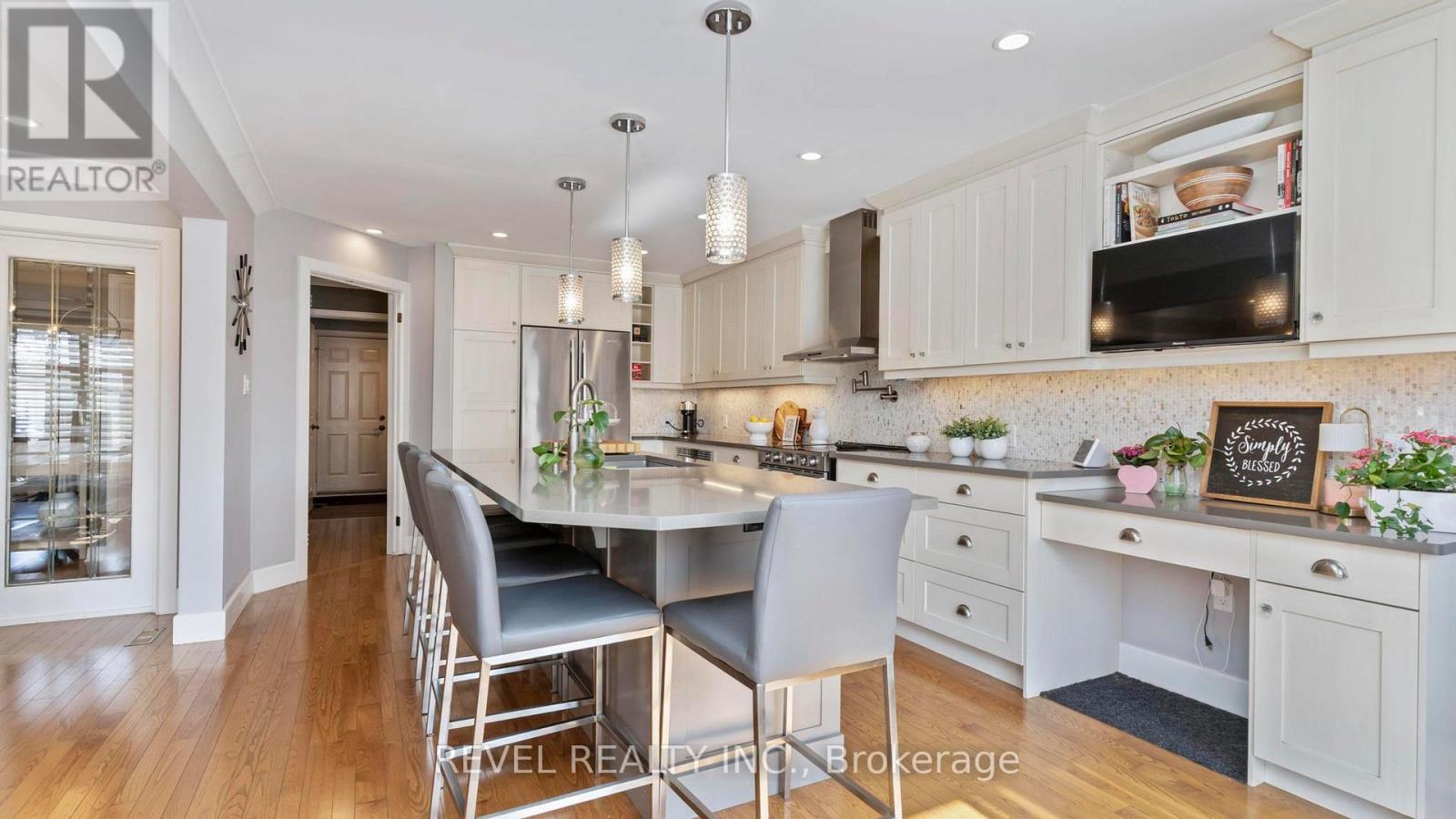 5 Paisley Street, London North, Ontario  N5X 3J3 - Photo 8 - X12838116