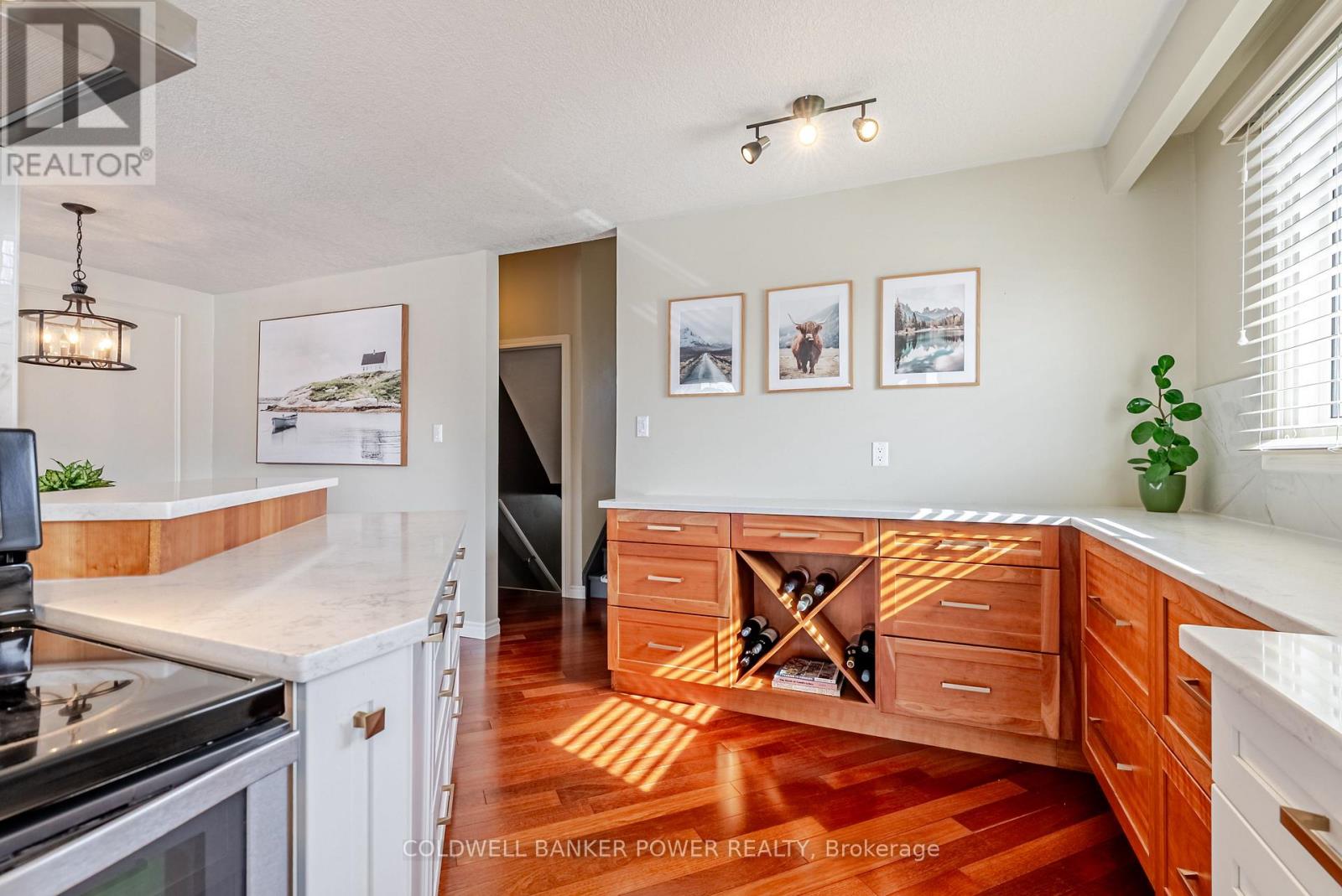 18 Stirling Crescent, St. Thomas, Ontario  N5P 3R3 - Photo 12 - X12838140