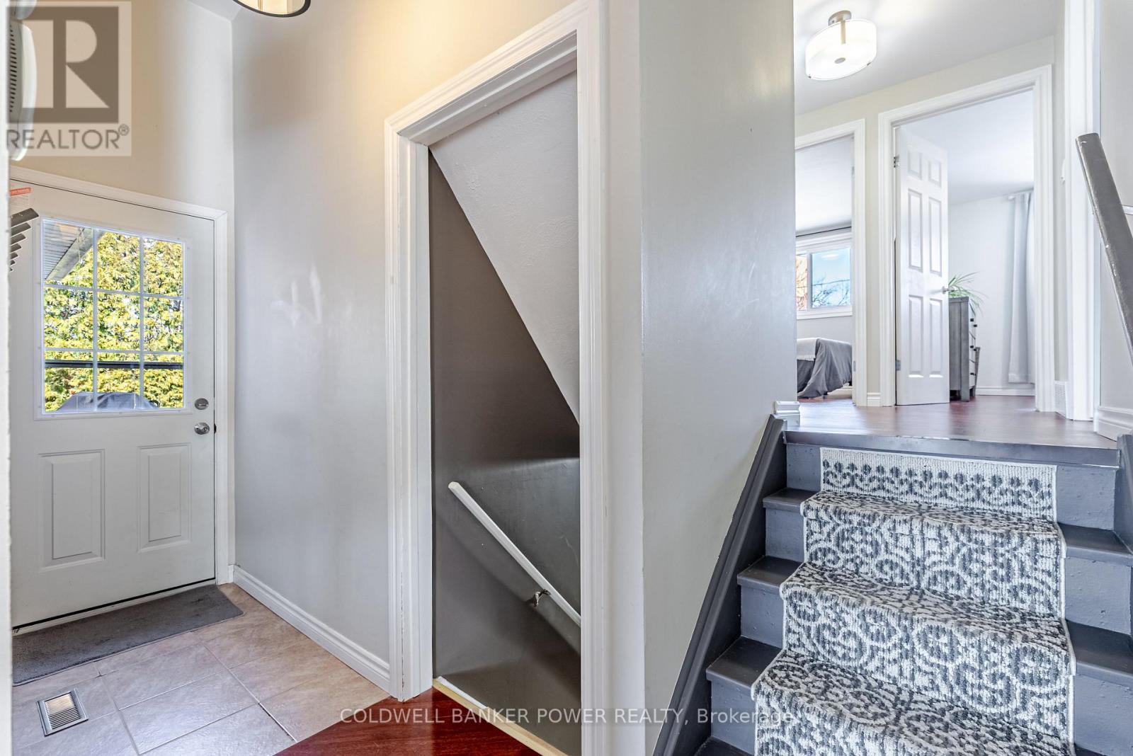 18 Stirling Crescent, St. Thomas, Ontario  N5P 3R3 - Photo 13 - X12838140