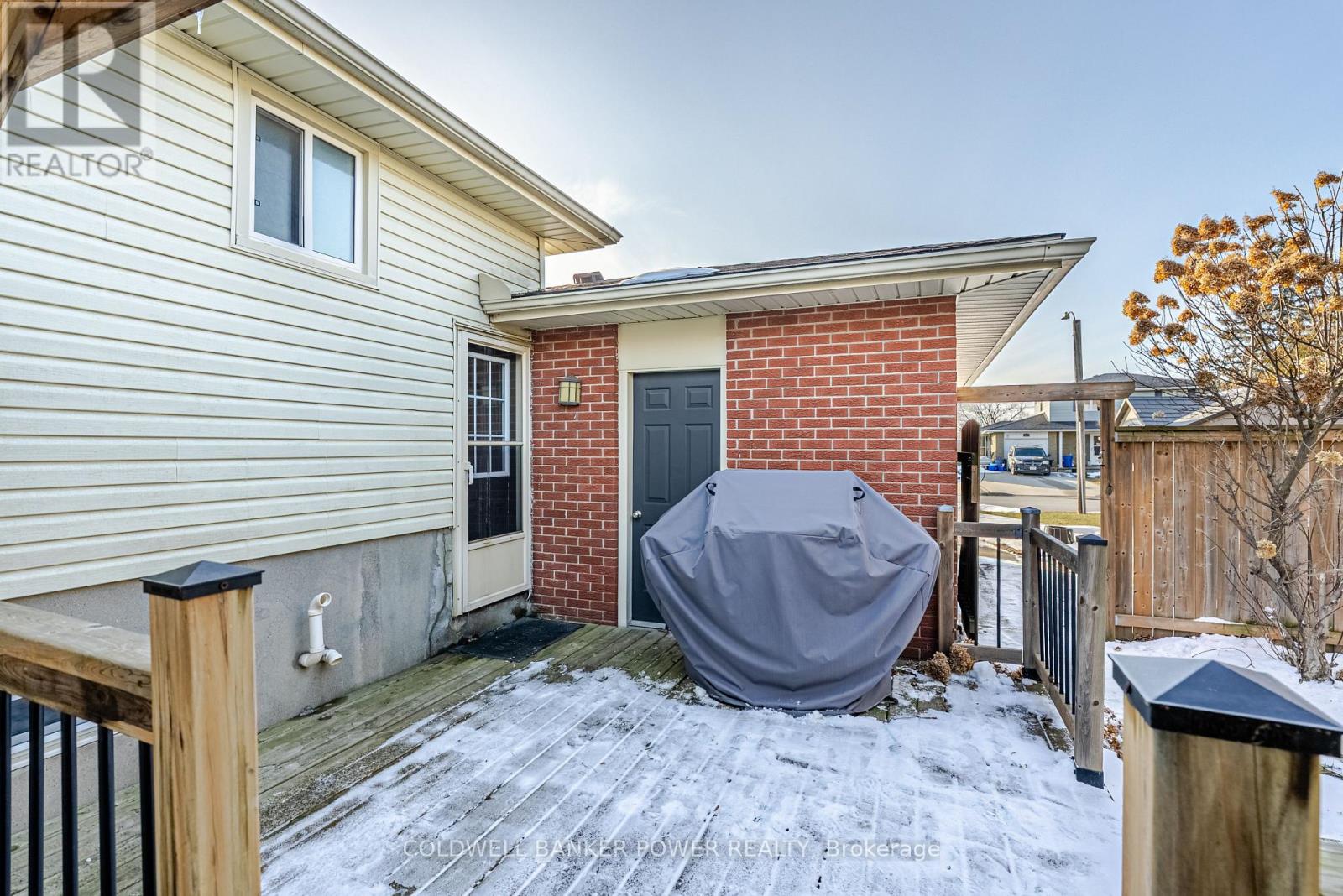 18 Stirling Crescent, St. Thomas, Ontario  N5P 3R3 - Photo 30 - X12838140