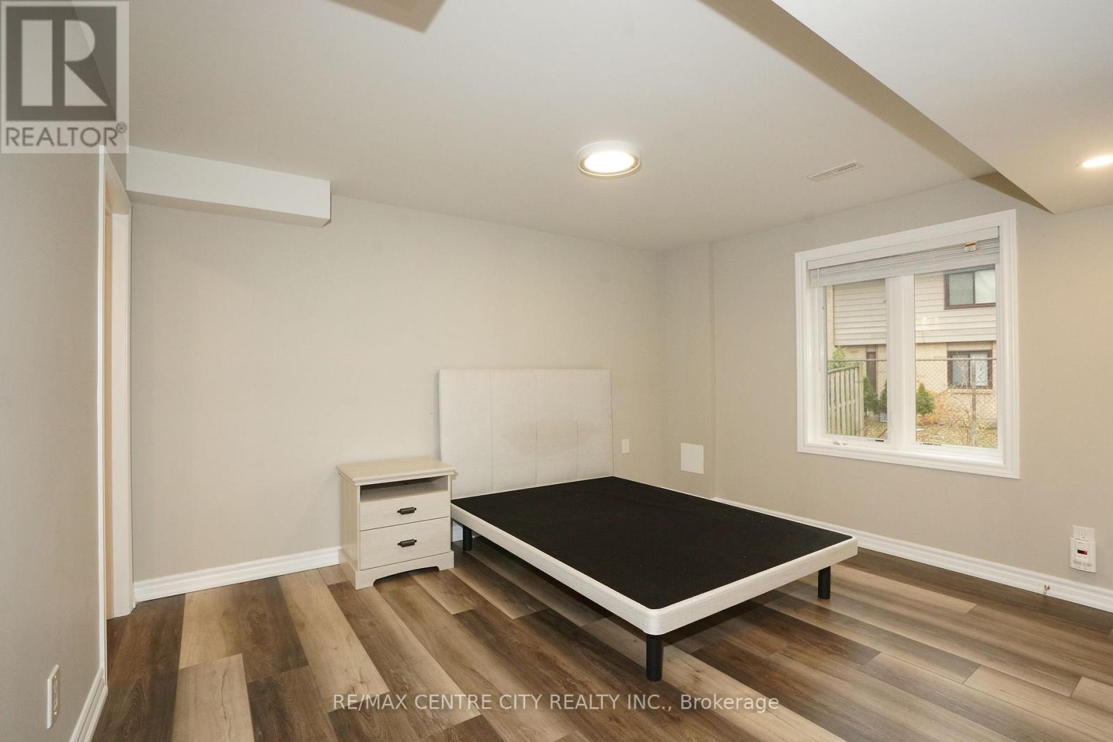 1509 Horseshoe Crescent, London North, Ontario  N5X 0L4 - Photo 27 - X12838176