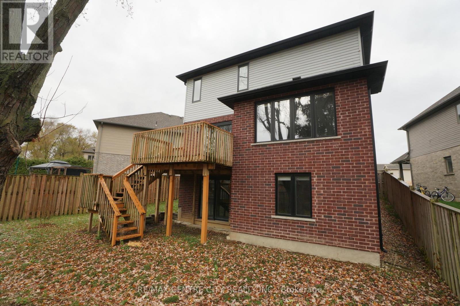 1509 Horseshoe Crescent, London North, Ontario  N5X 0L4 - Photo 32 - X12838176