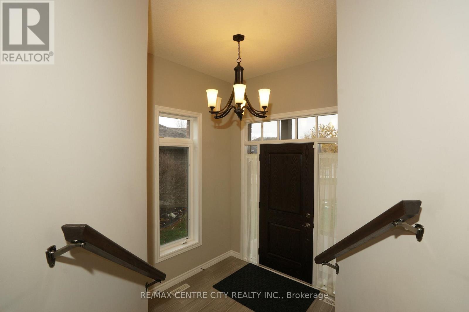 1509 Horseshoe Crescent, London North, Ontario  N5X 0L4 - Photo 4 - X12838176