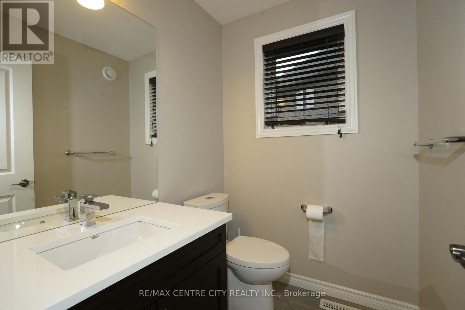 1509 Horseshoe Crescent, London North, Ontario  N5X 0L4 - Photo 5 - X12838176