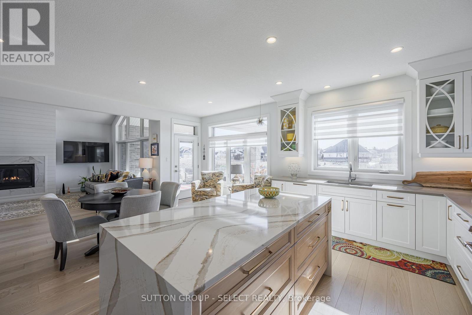 723 Pondhaven Road, Strathroy-Caradoc, Ontario  N0L 1W0 - Photo 14 - X12838252