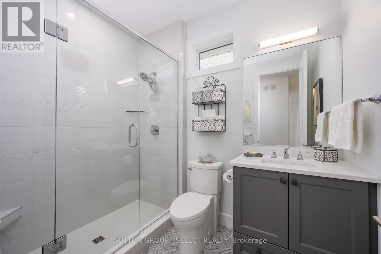 723 Pondhaven Road, Strathroy-Caradoc, Ontario  N0L 1W0 - Photo 23 - X12838252