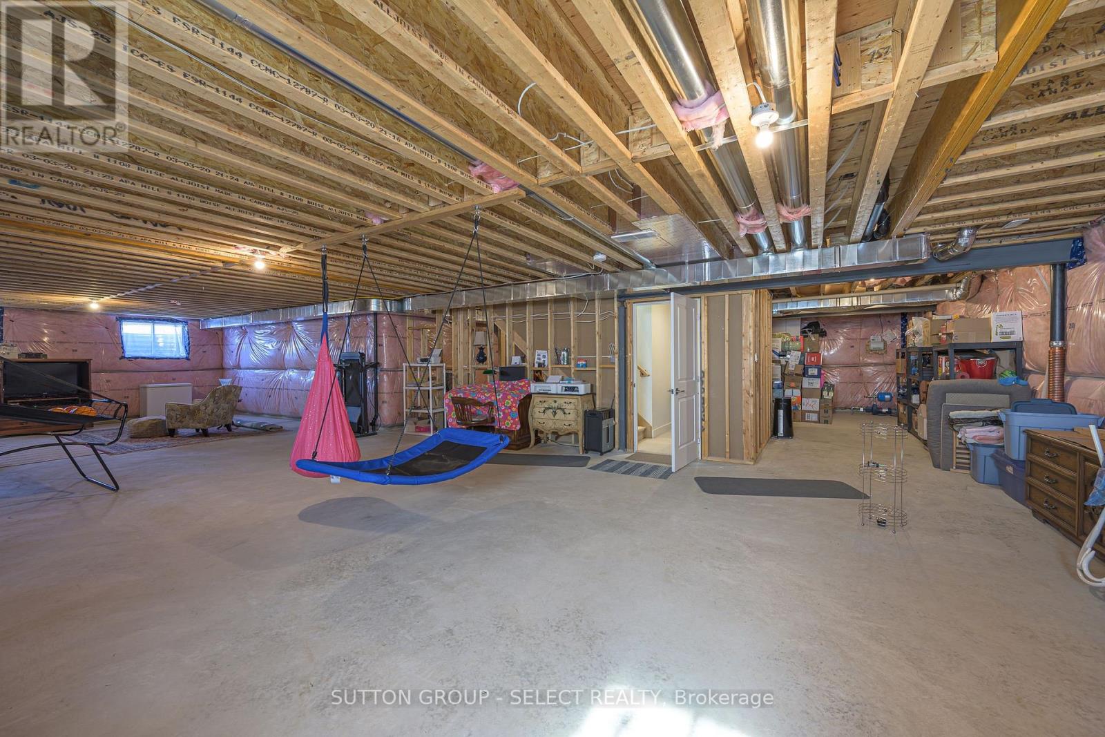 723 Pondhaven Road, Strathroy-Caradoc, Ontario  N0L 1W0 - Photo 27 - X12838252