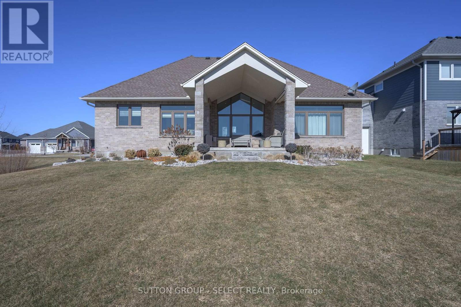 723 Pondhaven Road, Strathroy-Caradoc, Ontario  N0L 1W0 - Photo 32 - X12838252