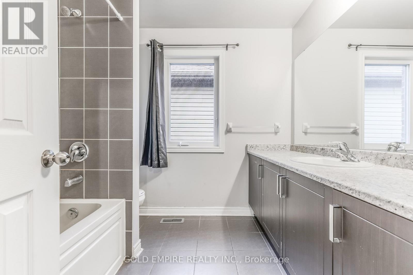 7511 Marpin Court, Niagara Falls, Ontario  L2H 0P3 - Photo 19 - X12838280