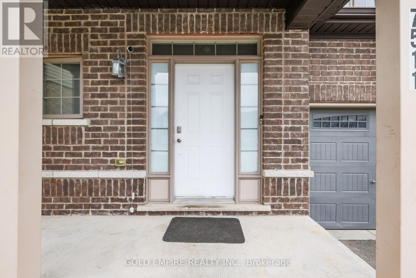 7511 Marpin Court, Niagara Falls, Ontario  L2H 0P3 - Photo 2 - X12838280