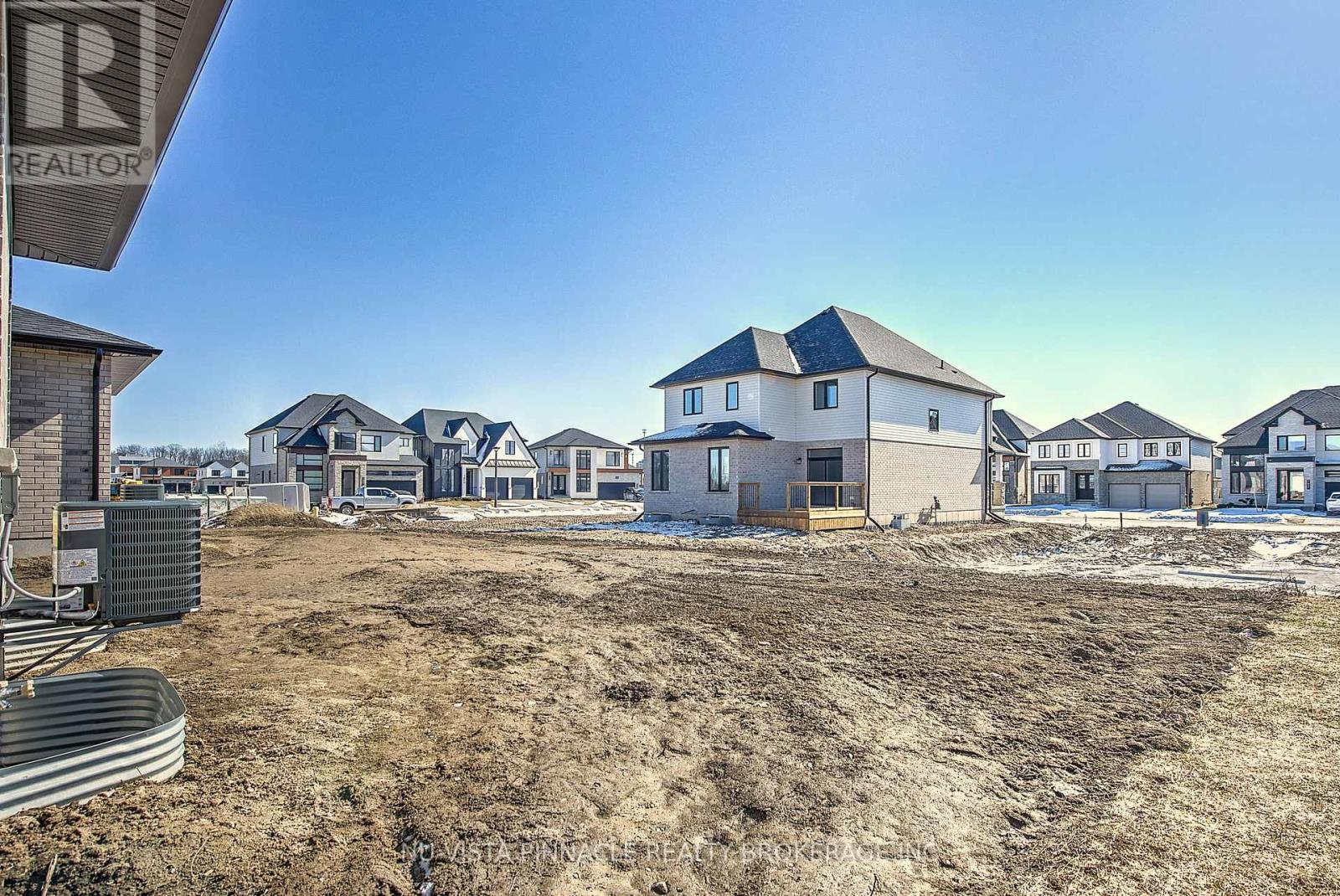 2577 Buroak Drive, London North, Ontario  N6G 3W1 - Photo 26 - X12838384